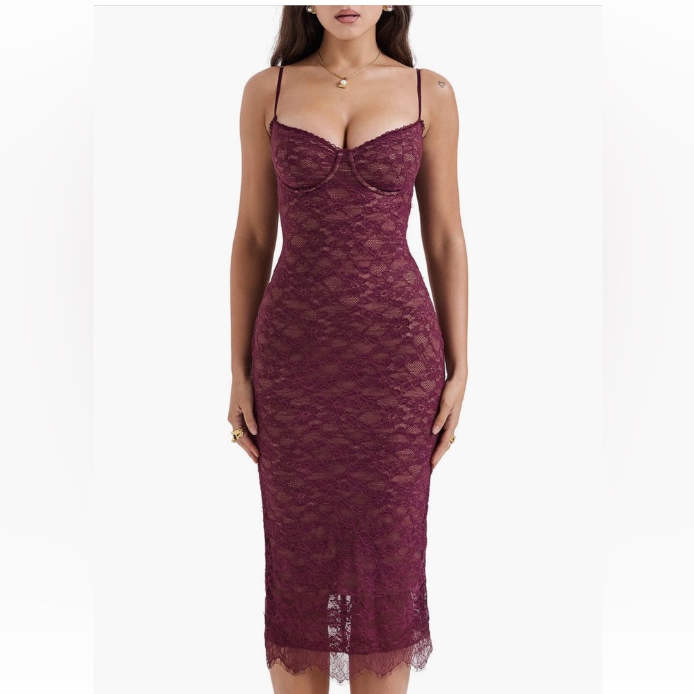 House of CB Melina Mulberry Lace Midi Dress. New With Tags. Size Medium.